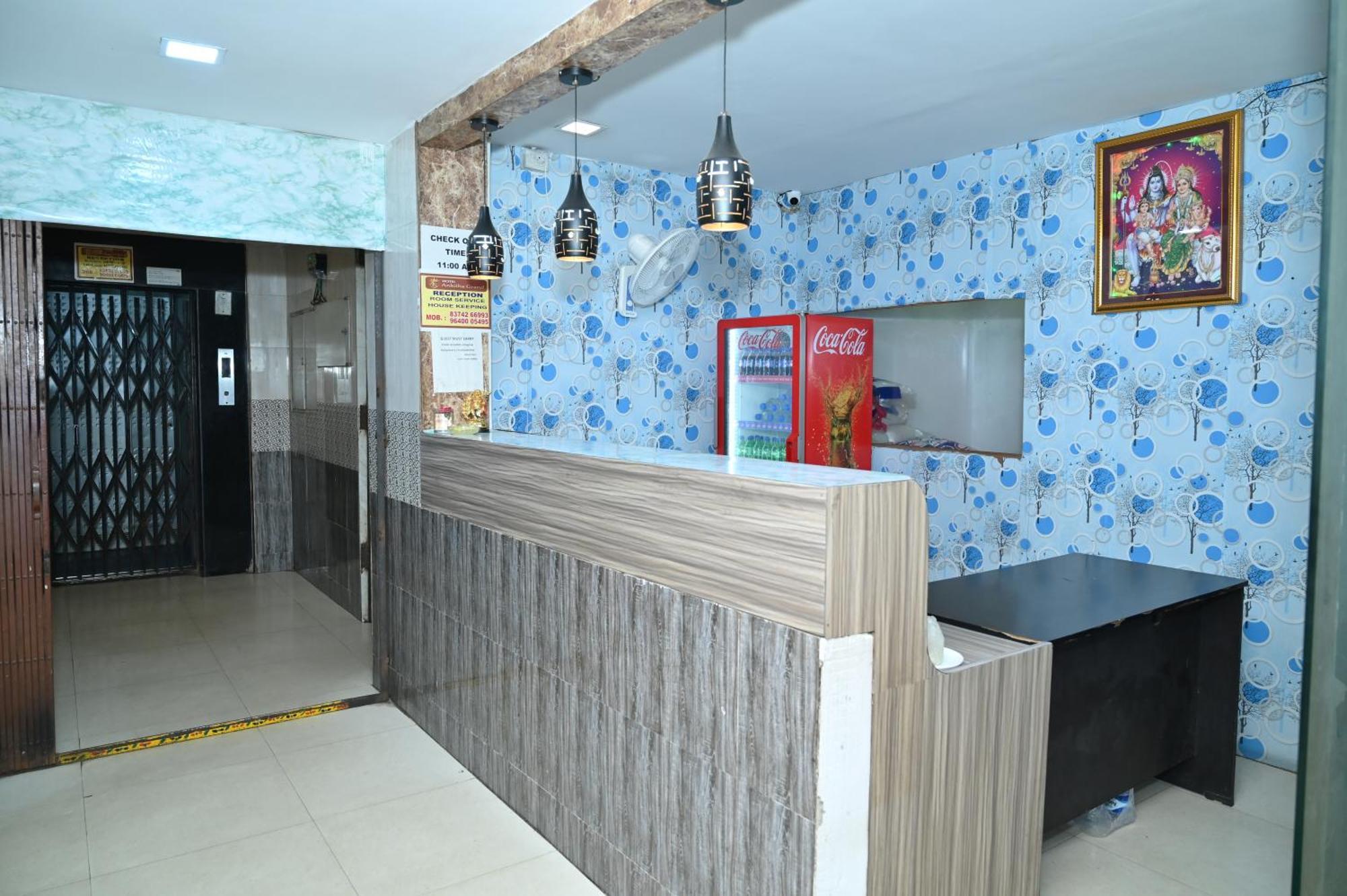 Hotel Ankitha Grand Hajdarabad Zewnętrze zdjęcie